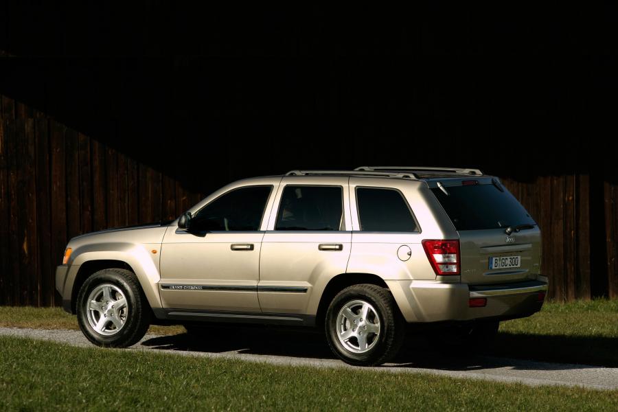  Jeep Grand Cherokee 2005 года  (фото 95 из 133)
